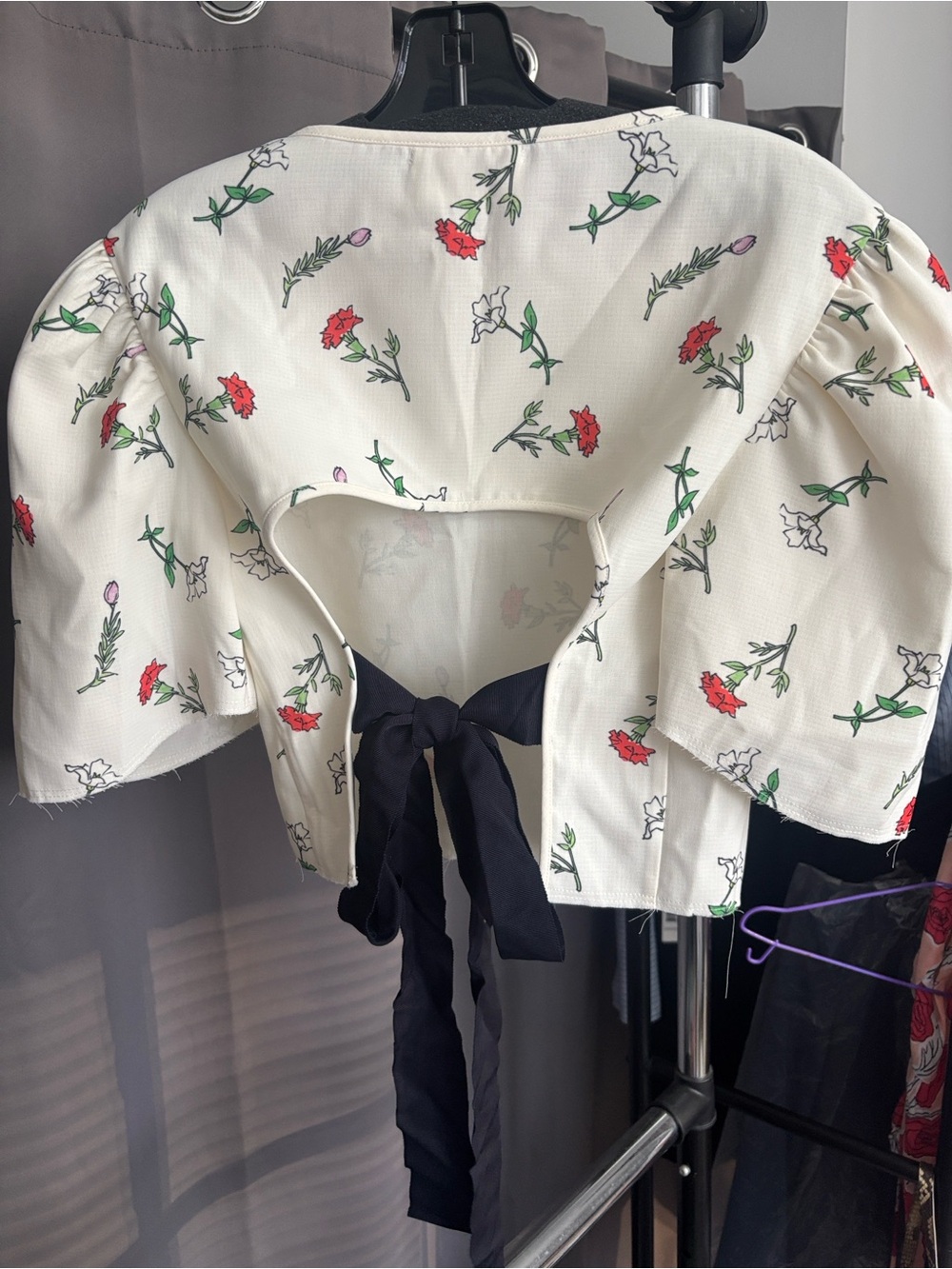 Ivory Floral Puff-Sleeve Tie-Back Blouse
